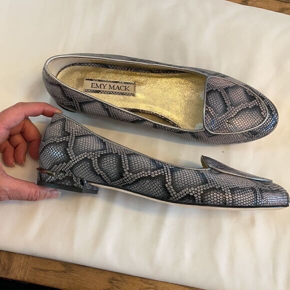 EMY MACK PYTHON MOTIF FLATS.  NEW - Picture 8 of 9